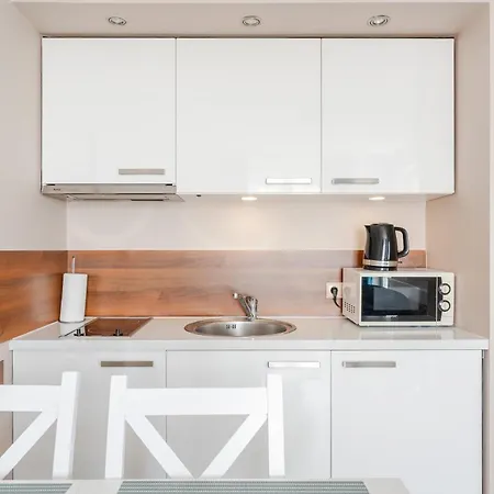 Diva By Comfort Apartament *